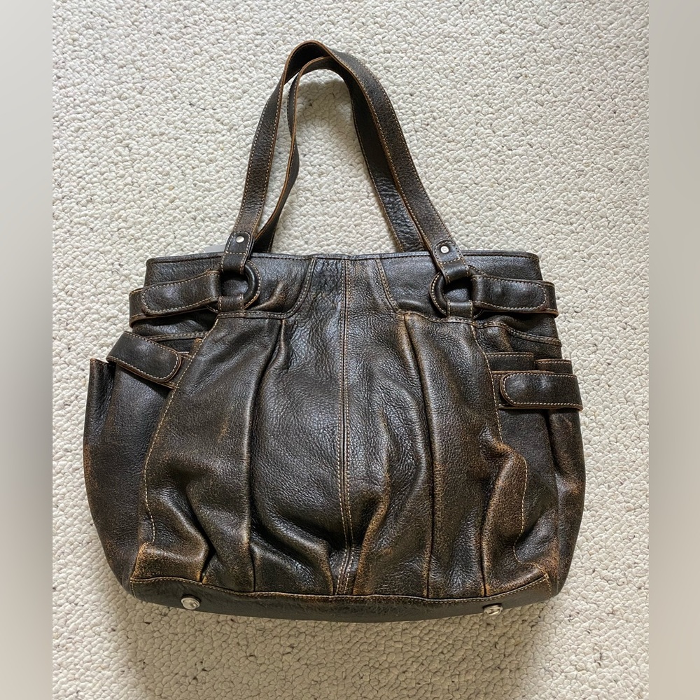 Brand new Leaders in Leather Large Shoulder Bag in Vintage Black (NWT)